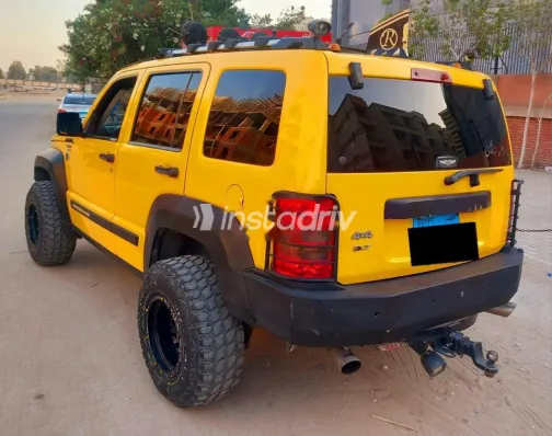Jeep Cherokee 2009 Yellow Used for Sale - 5