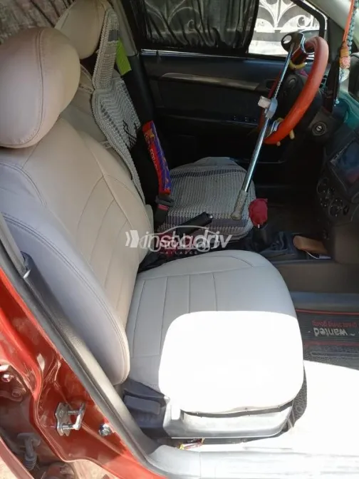 Chevrolet Aveo 2009 Red Used for Sale - 7