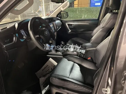 Toyota Fortuner 2025 Gray Used for Sale - 2