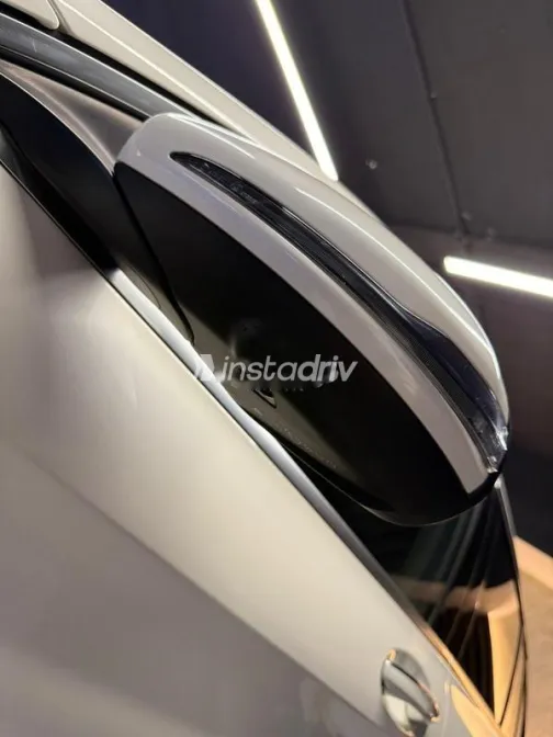 Mercedes GLC 250 2018 White Used for Sale - 9
