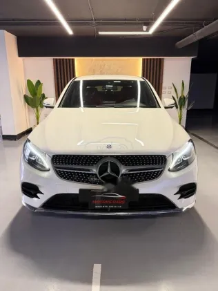 Mercedes GLC 250 2018 White Used for Sale