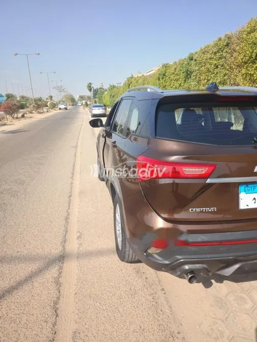 شيفروليه كابتيفا 2021 بني مستعملة للبيع - 6