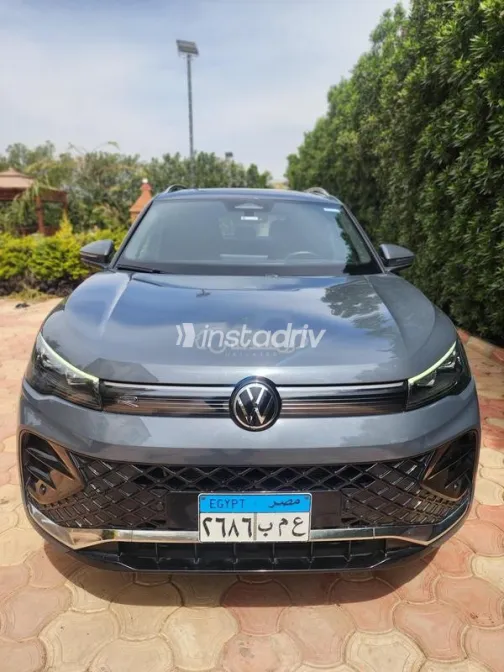 Volkswagen Tiguan 2024 White Used for Sale - 1