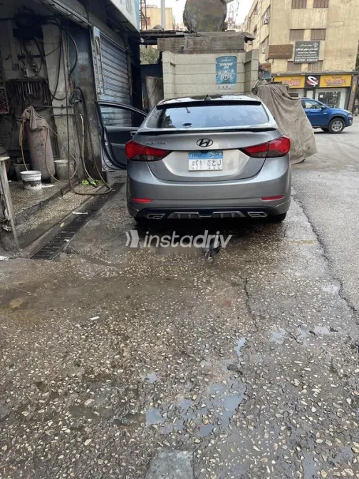 Hyundai Elantra MD 2016 Gray Used for Sale - 9