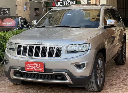 Jeep Grand Cherokee 2017 Gray Used for Sale - 2