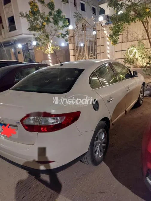 Renault Fluence 2015 Beige Used for Sale - 2