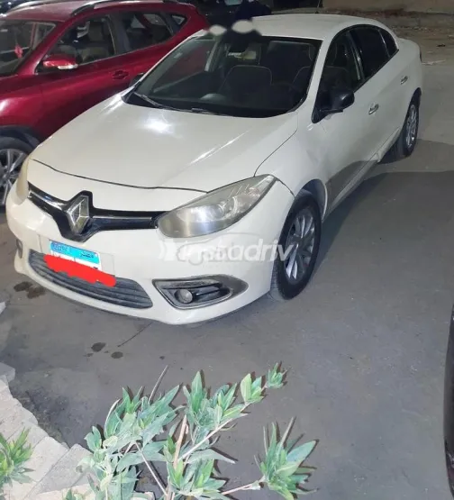 Renault Fluence 2015 Beige Used for Sale - 3