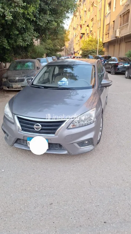 Nissan Sentra 2019 White Used for Sale - 2