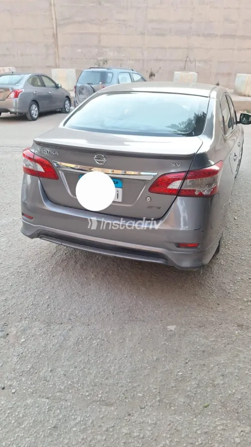 Nissan Sentra 2019 White Used for Sale - 3