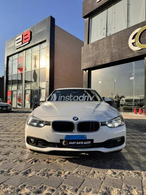 BMW 320 2017 White Used for Sale - 10