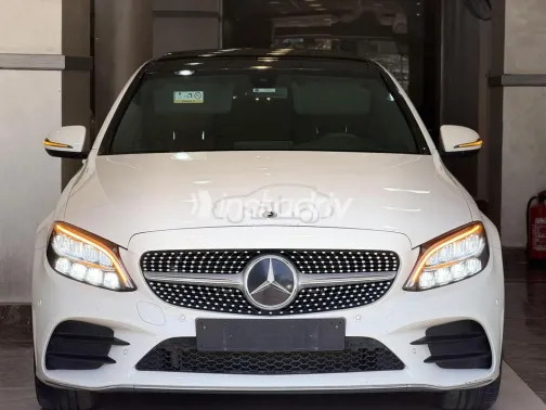 Mercedes C 300 2020 White Used for Sale - 2