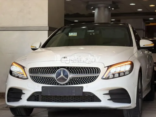Mercedes C 300 2020 White Used for Sale - 3