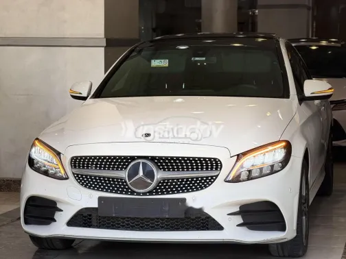 Mercedes C 300 2020 White Used for Sale - 4