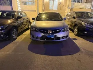 Honda Civic 2010 Silver Used for Sale
