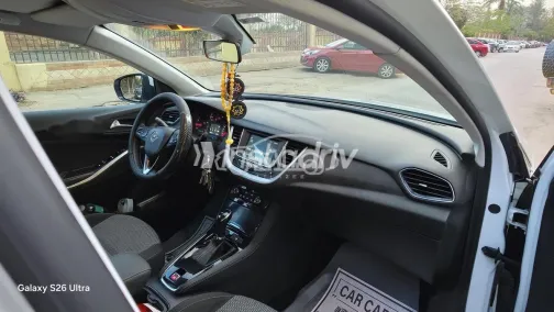 Opel Grandland 2019 White Used for Sale - 3