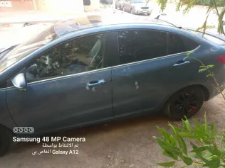 شيرى اريزو 5 2023 أبيض مستعملة للبيع
