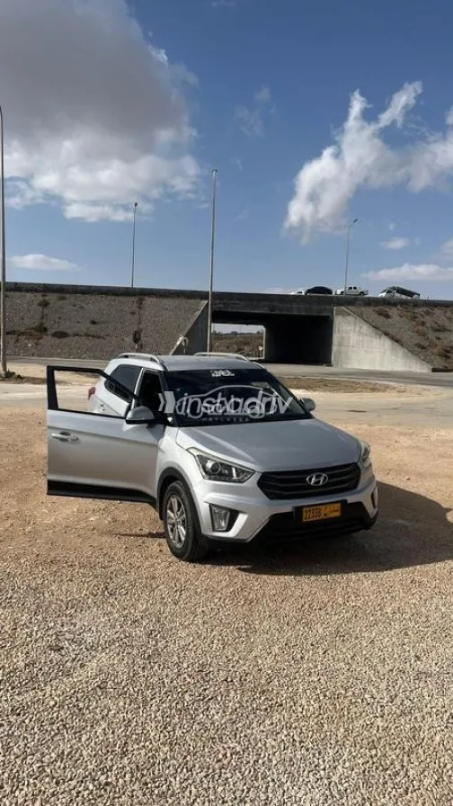 Hyundai Creta 2017 White Used for Sale - 2