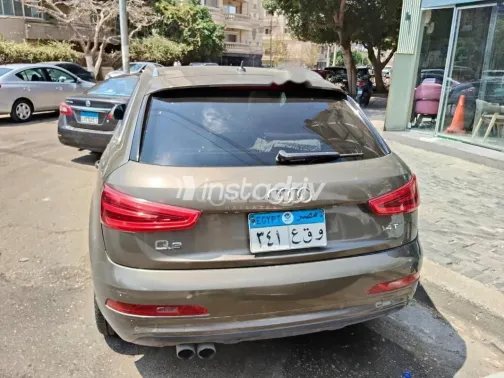 اودي Q3 2015 رمادي غامق مستعملة للبيع - 2