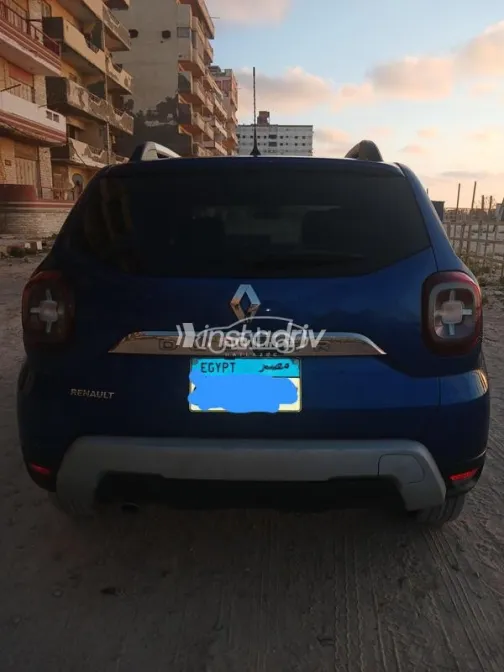 Renault Duster 2021 White Used for Sale - 3