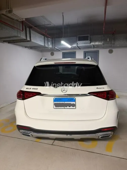 Mercedes GLE 450 2023 White Used for Sale - 3
