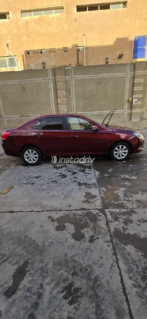 Chevrolet Optra 2021 White Used for Sale - 3