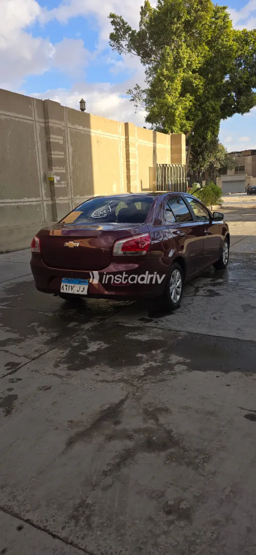 Chevrolet Optra 2021 White Used for Sale - 4
