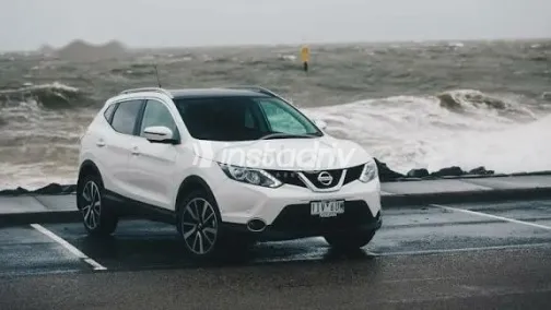 Nissan Qashqai 2017 Silver Used for Sale - 1