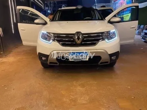 Renault Duster 2023 White Used for Sale - 7