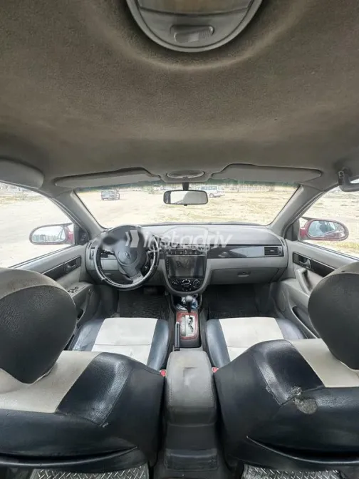 Chevrolet Optra 2011 Red Used for Sale - 8