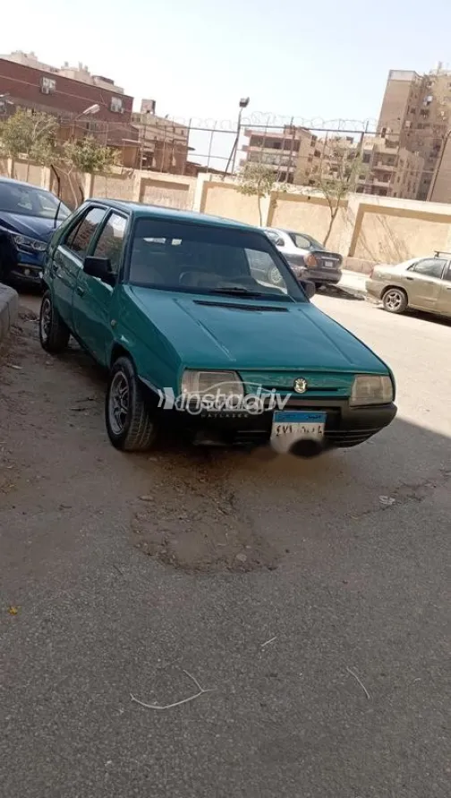 سكودا فيفوريت 1994 أخضر مستعملة للبيع - 3