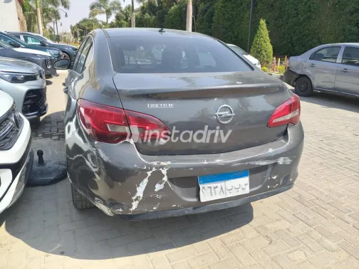 Opel Astra 2015 Dark Gray Used for Sale - 3