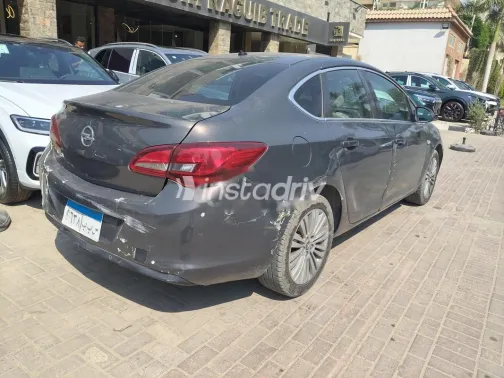 Opel Astra 2015 Dark Gray Used for Sale - 4