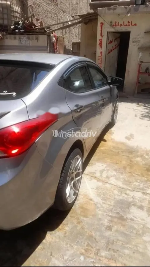 Hyundai Elantra MD 2013 Gray Used for Sale - 6