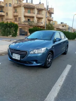 بيجو 301 2015 بترولي مستعملة للبيع