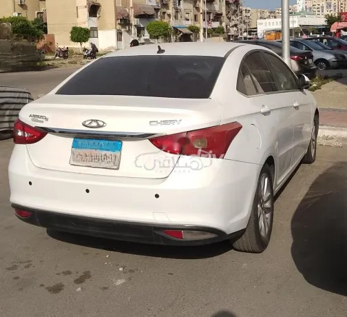 Chery Arrizo 5 2021 White Used for Sale - 2