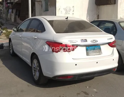 Chery Arrizo 5 2021 White Used for Sale - 3