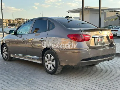 Hyundai Elantra 2018 Brown Used for Sale - 6