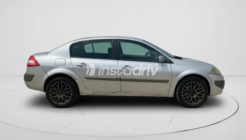 Renault Megane 2006 White Used for Sale - 10