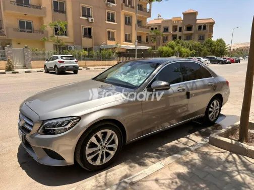 Mercedes C 180 2019 White Used for Sale - 2