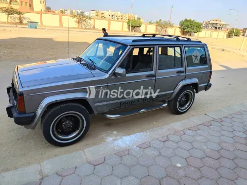 Jeep Cherokee 1995 White Used for Sale - 10