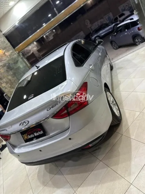 شيرى اريزو 5 2025 فضي مستعملة للبيع - 3