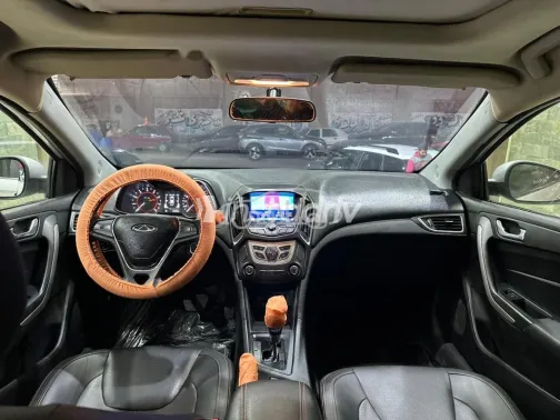 شيرى اريزو 5 2025 فضي مستعملة للبيع - 9