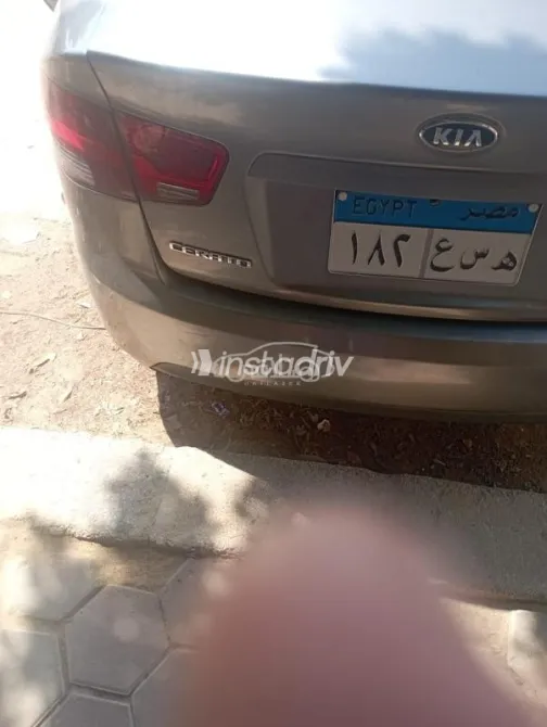 Kia Cerato 2010 Gray Used for Sale - 3