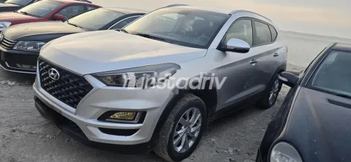 Hyundai Tucson GDI 2019 Silver Used for Sale - 3
