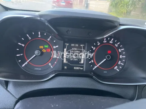 شيرى اريزو 5 2025 أبيض مستعملة للبيع - 2