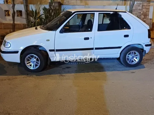 سكودا فيليشيا 1999 أبيض مستعملة للبيع - 2