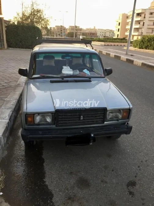 بى واى دى‬ F3 2009 أسود مستعملة للبيع - 9