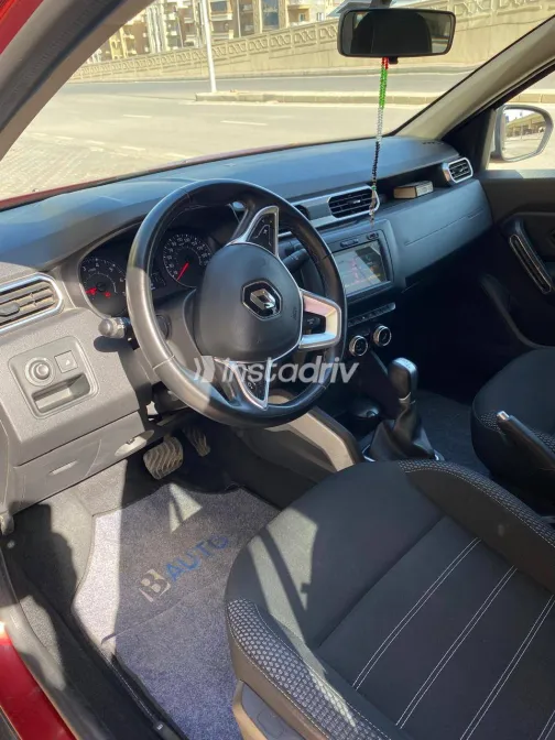 Renault Duster 2021 White Used for Sale - 6