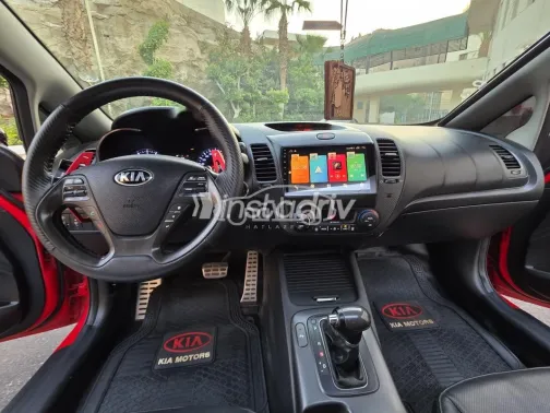 Kia Cerato 2015 Red Used for Sale - 2
