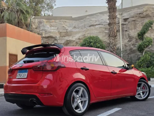 Kia Cerato 2015 Red Used for Sale - 7